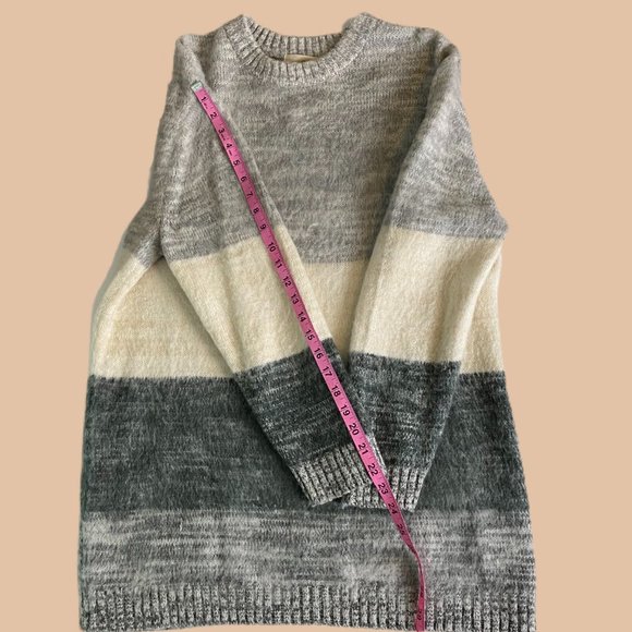 Universal Thread -  Wide Striped Color Block - Oversized Sweater - Picture 6 of 7